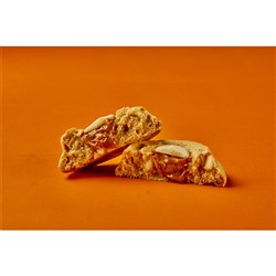 COOKIE WOODBYS LANE WHITE CHOC MAC W SAL CARAMEL (12 X 140GM) # CF 5025 CHARLIES